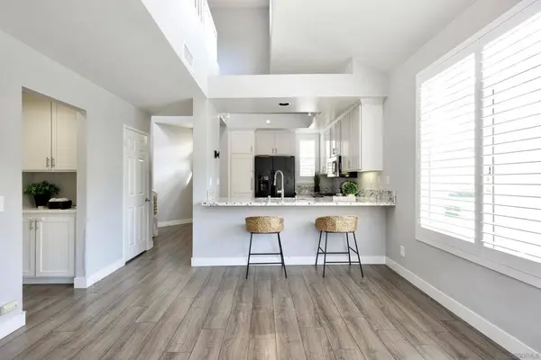 3140 Castelar Court #202, Corona, CA 92882