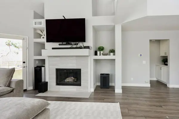 3140 Castelar Court #202, Corona, CA 92882