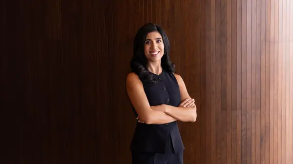 Shirin Kheshti San Diego real estate agent helping buyers find homes