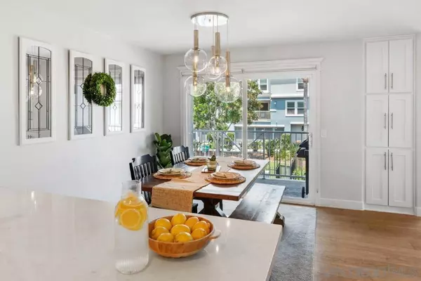 3514 Shoreline Bluff Ln, San Diego, CA 92110