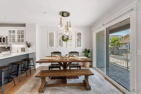 3514 Shoreline Bluff Ln, San Diego, CA 92110