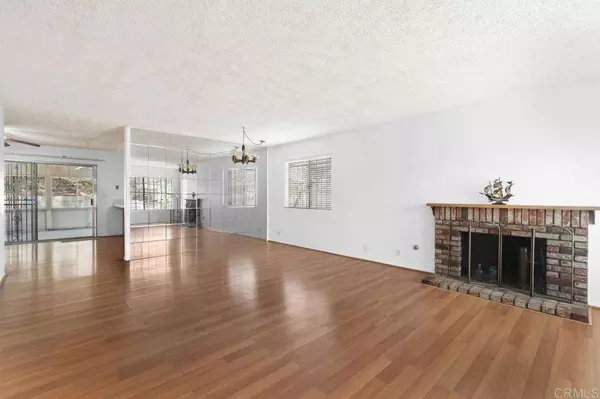 684 Kingswood ST, San Diego, CA 92114