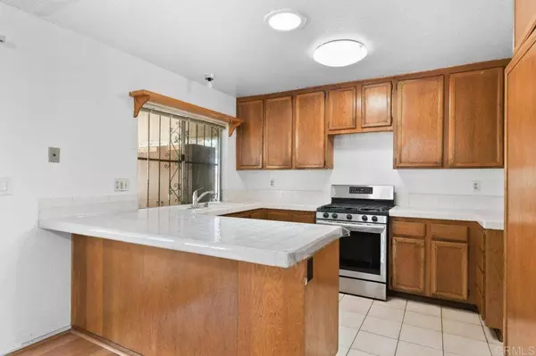 684 Kingswood ST, San Diego, CA 92114