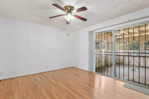 684 Kingswood ST, San Diego, CA 92114