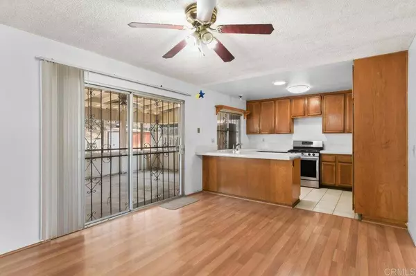 684 Kingswood ST, San Diego, CA 92114