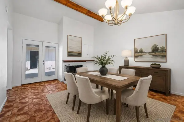 1242 Hillcrest Lane, Fallbrook, CA 92028