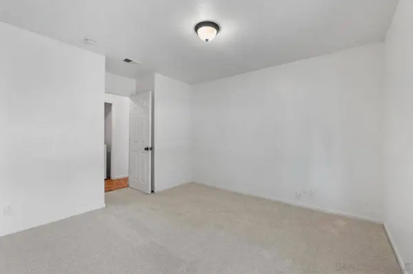 1242 Hillcrest Lane, Fallbrook, CA 92028