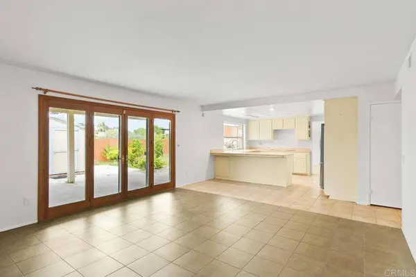 5441 Annie Laurie LN, Bonita, CA 91902
