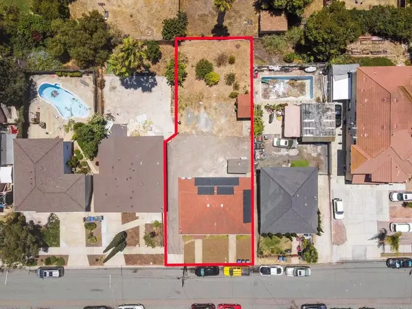 3028 E 6th St, National City, CA 91950