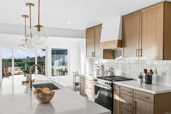 942 Monterey CT, Chula Vista, CA 91911