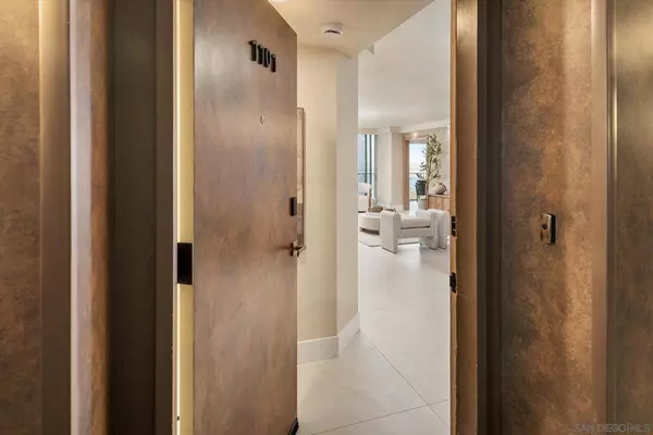 1830 Avenida del Mundo #1101, Coronado, CA 92118