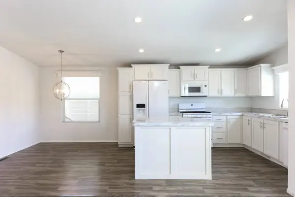 62 Hummingbird Ln., Oceanside, CA 92057