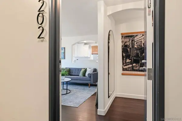 4111 Illinois #202, San Diego, CA 92104