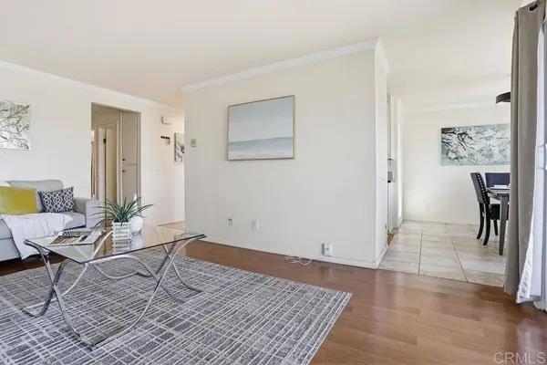 6394 Caminito Lazaro, San Diego, CA 92111