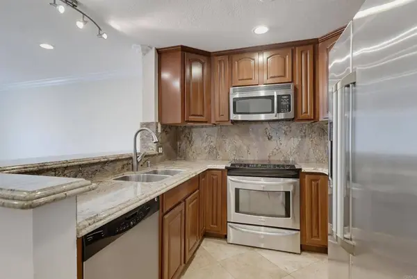 8889 Caminito Plaza Centro #7319, San Diego, CA 92122