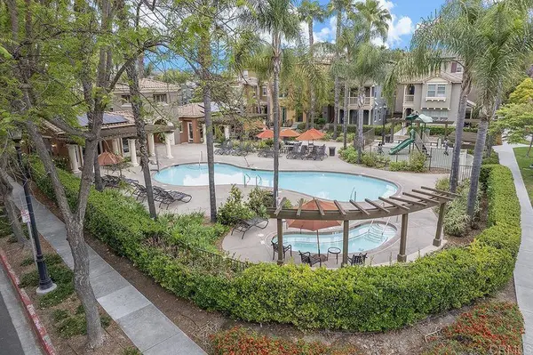1883 Aquamarine CT #9, Chula Vista, CA 91913