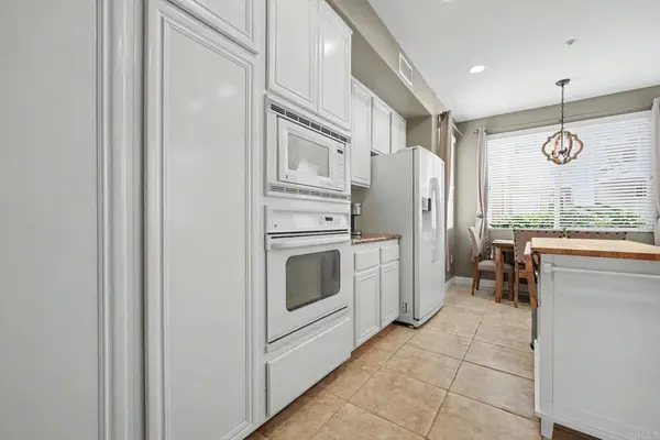 817 Kalpati CIR #112, Carlsbad, CA 92008