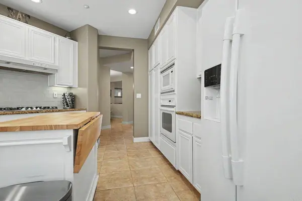 817 Kalpati CIR #112, Carlsbad, CA 92008
