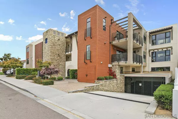 3128 Canon #303, San Diego, CA 92106