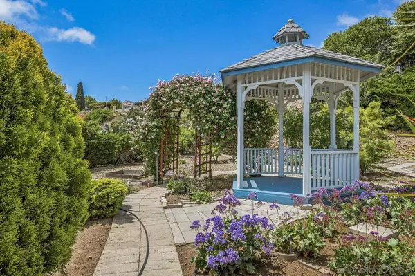 2118 Hanford, San Diego, CA 92111