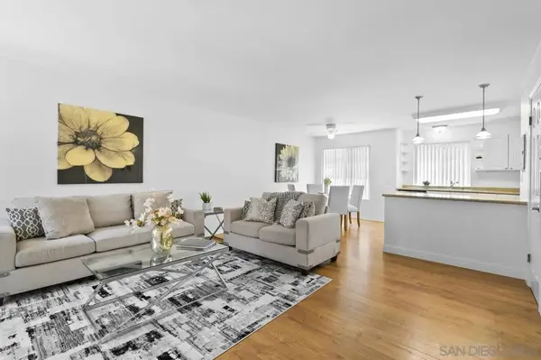 955 Postal Way #34, Vista, CA 92083