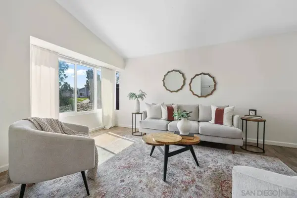 9335 Telkaif St, Lakeside, CA 92040