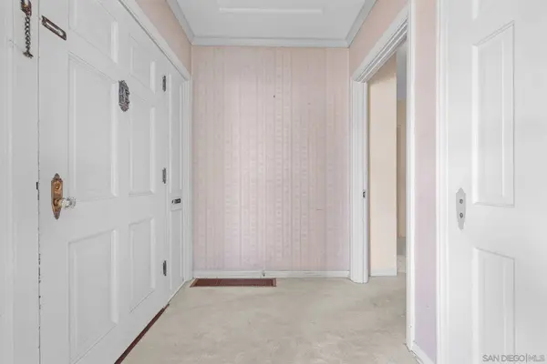 700 E 1st, National City, CA 91950