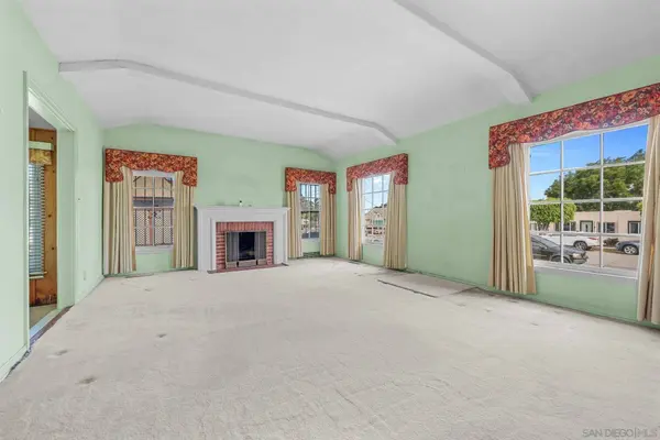 700 E 1st, National City, CA 91950