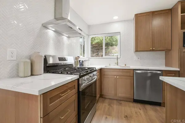 1744 Round Tree Drive, Oceanside, CA 92056
