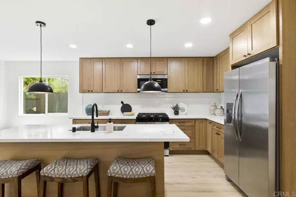 3914 Sherbourne Dr, Oceanside, CA 92056