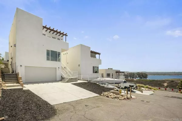 351 Maria Ave, Spring Valley, CA 91977