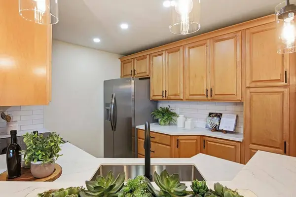 7187 Camino Degrazia #84, San Diego, CA 92111
