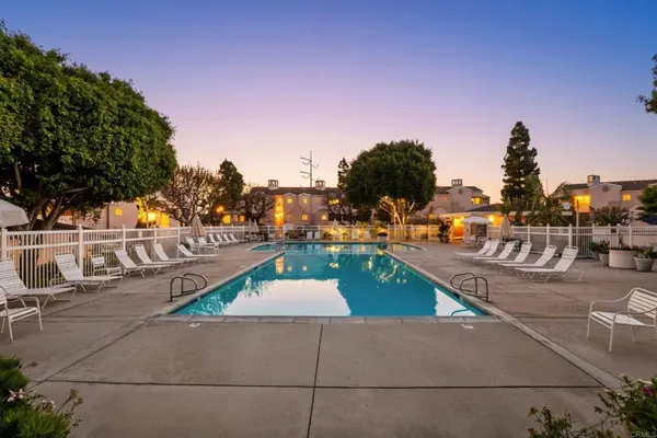 7187 Camino Degrazia #84, San Diego, CA 92111