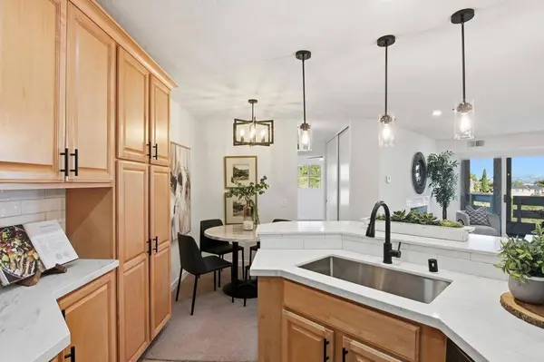 7187 Camino Degrazia #84, San Diego, CA 92111