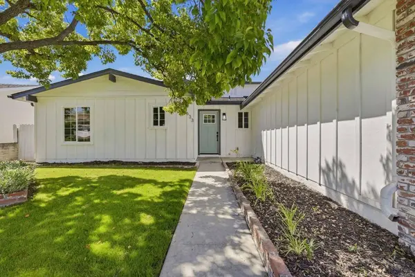 9633 Lutheran Way, Santee, CA 92071