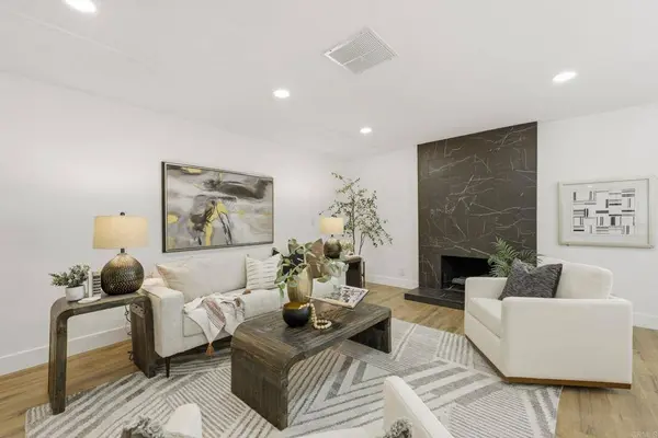 9633 Lutheran Way, Santee, CA 92071