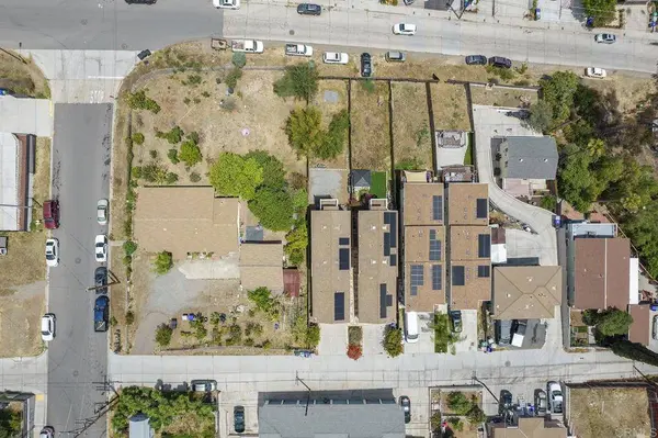 2760 Menlo Avenue, San Diego, CA 92105