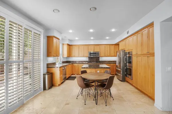 38292 Taylor Ln, Murrieta, CA 92563