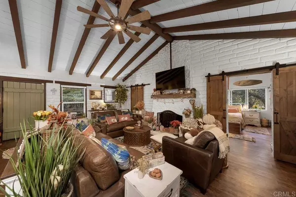 1356 S Grade Rd, Alpine, CA 91901