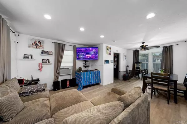 649 W Washington Ave, El Cajon, CA 92020