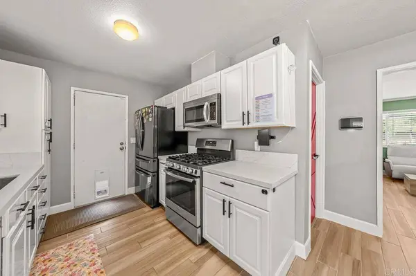 151 E Palomar St, Chula Vista, CA 91911