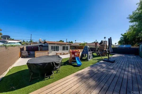 151 E Palomar St, Chula Vista, CA 91911