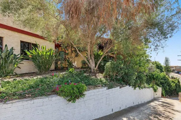 4383 Canterbury DR, La Mesa, CA 91941