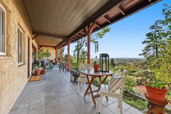 4383 Canterbury DR