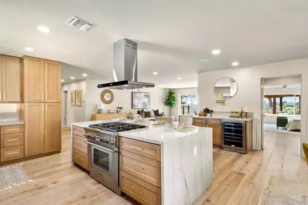 5680 Genoa Dr, Del Cerro, CA 92120