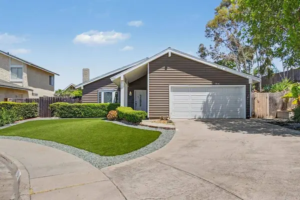 104 Lechuza Ln, Spring Valley, CA 91977