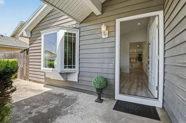 104 Lechuza Ln, Spring Valley, CA 91977