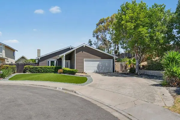 104 Lechuza Ln, Spring Valley, CA 91977