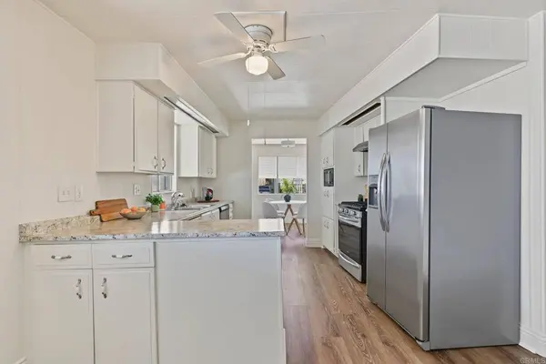 8301 Mission Gorge Rd #61, Santee, CA 92071