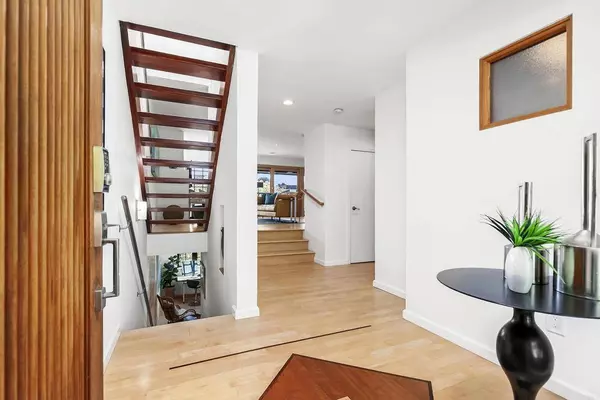 2263 Del Mar Scenic Pkwy, Del Mar, CA 92014